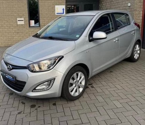 Hyundai i20 1.2 I 5-DRS 2013 Grijs, Voorwielaandrijving, Euro 5, Zwart, 4 cilinders