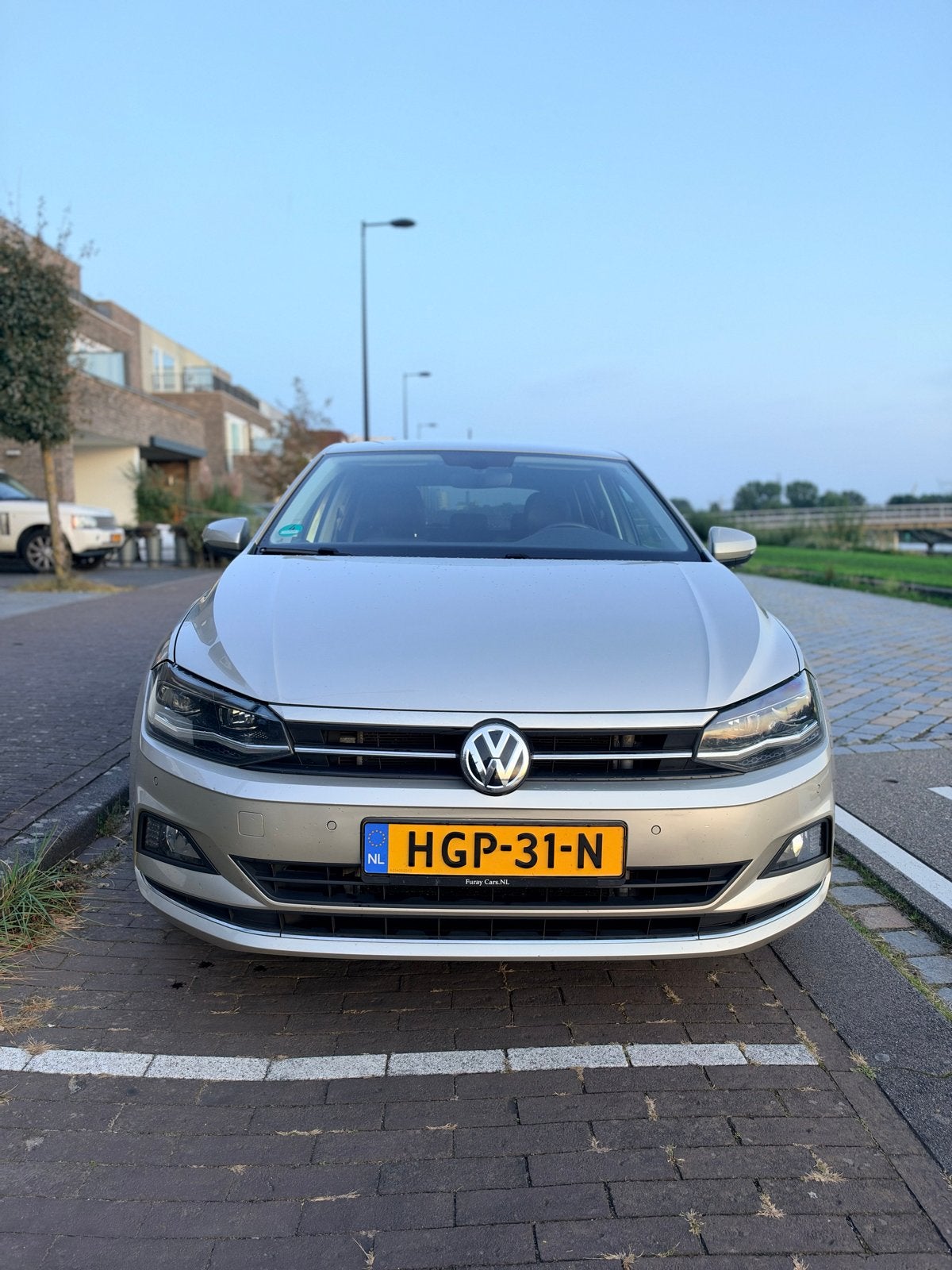 Volkswagen Polo 1.0 TSI 115pk 7-DSG 2018 Grijs, Auto's, Xenon verlichting, Zwart, Leder en Stof, 115 pk