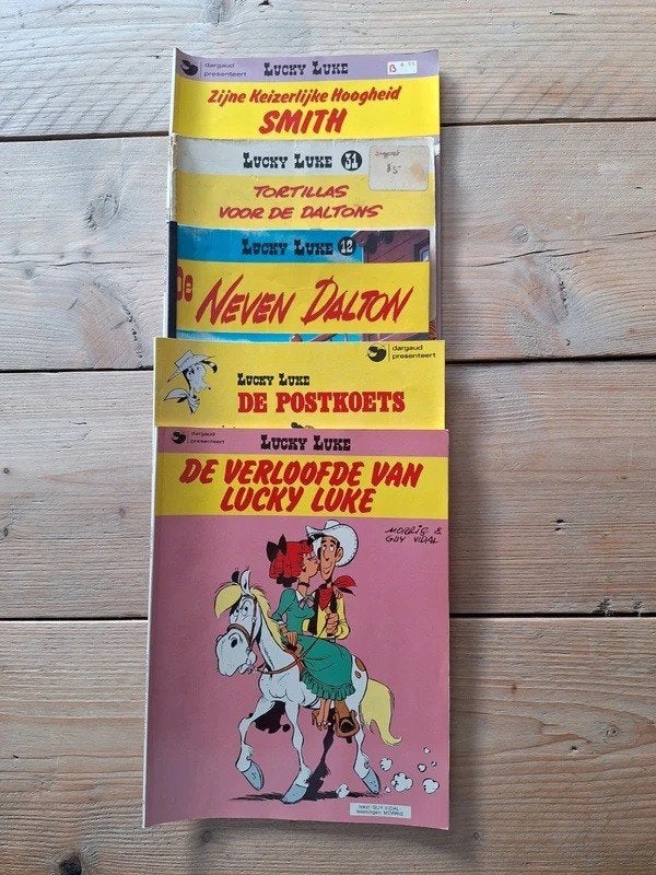 Lucky Luke stripboeken 5 stuks, Boeken, Stripboeken, Meerdere stripboeken, Ophalen of Verzenden, Gelezen