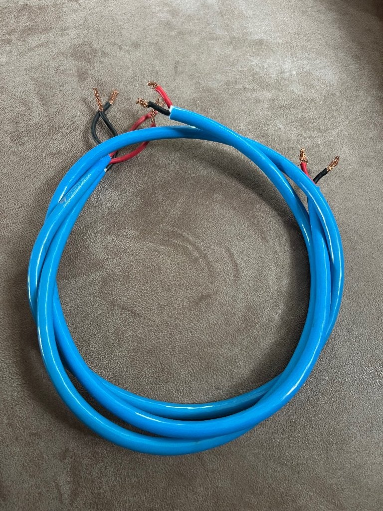 Siltech Amsterdam Luidsprekerkabel - 1.10m en 0.55m, Ophalen of Verzenden, Gebruikt, Minder dan 2 meter, Luidsprekerkabel