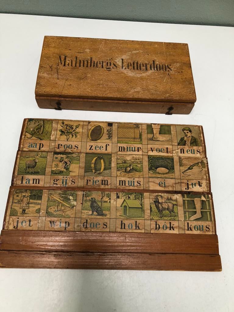 Vintage letterdoos en leesplankje., Ophalen of Verzenden