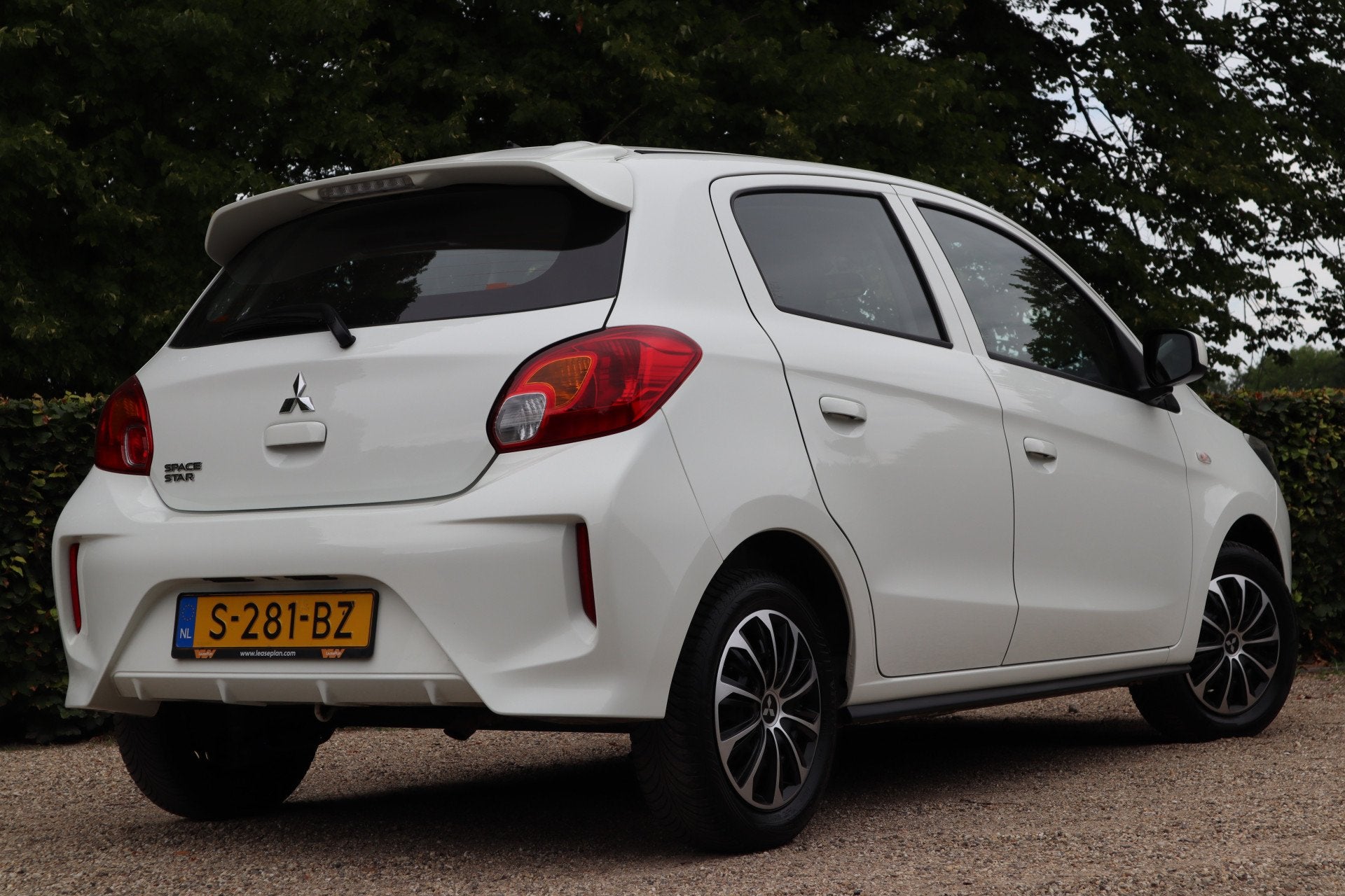 Mitsubishi Space Star 1.2 Connect+ | Carplay | (bj 2023), Voorwielaandrijving, 12 maanden, Gebruikt, Wit