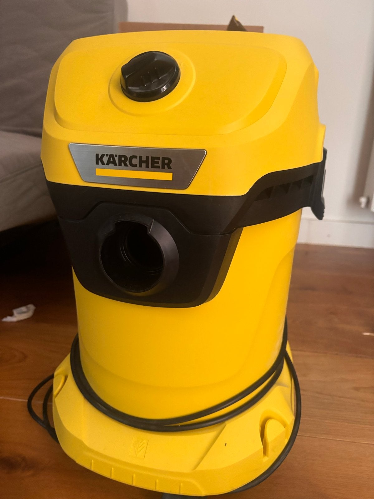 Kärcher WD3 Stofzuiger - Krachtige Nat- en Droogzuiger, Inclusief accessoires, Kärcher, Zo goed als nieuw, Industriële stofzuiger