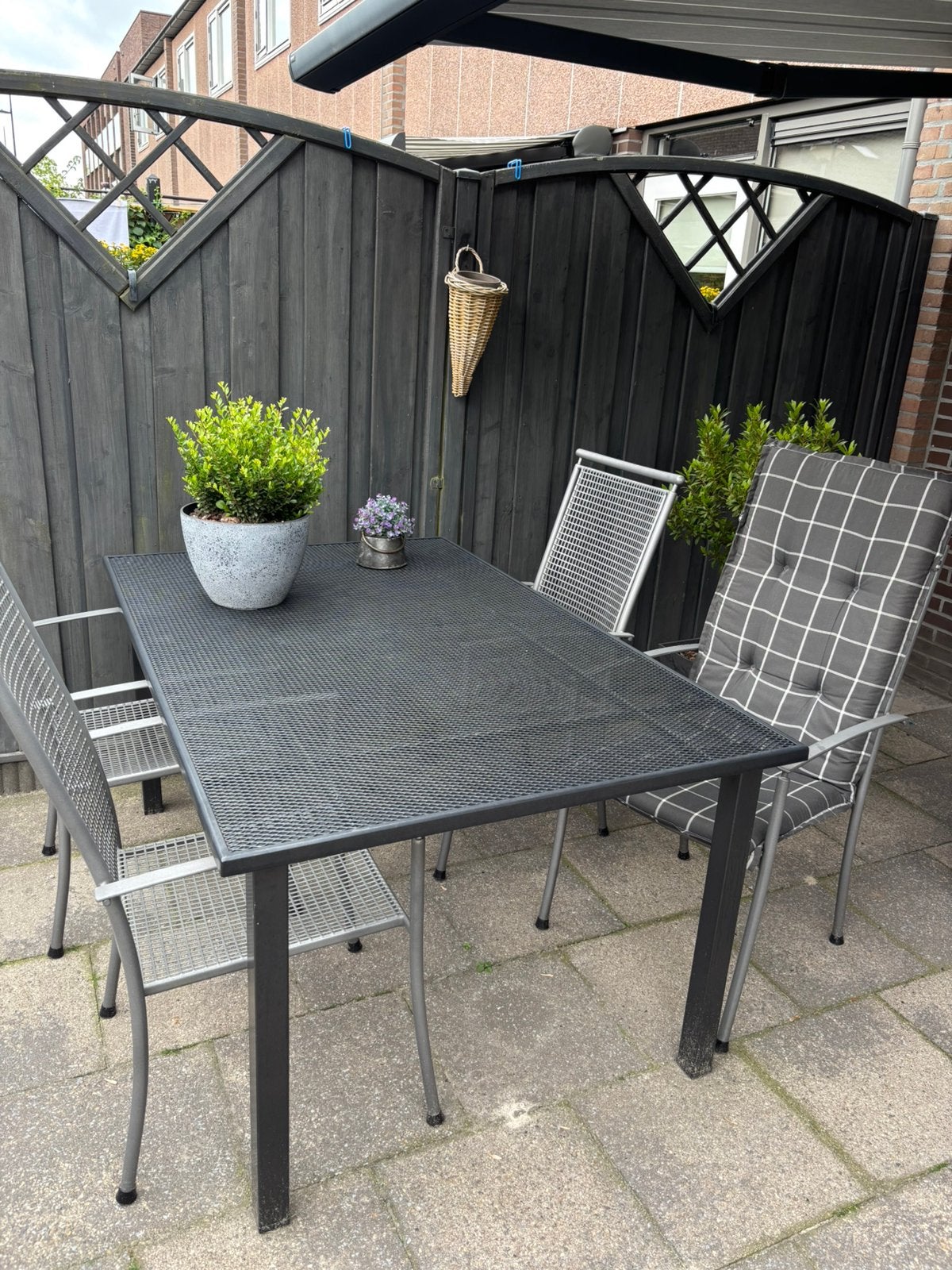 Metalen tuinset met 4 stoelen en tafel, Tuin en Terras, Tuinsets en Loungesets, Ophalen, 4 zitplaatsen, Gebruikt, Eettafel