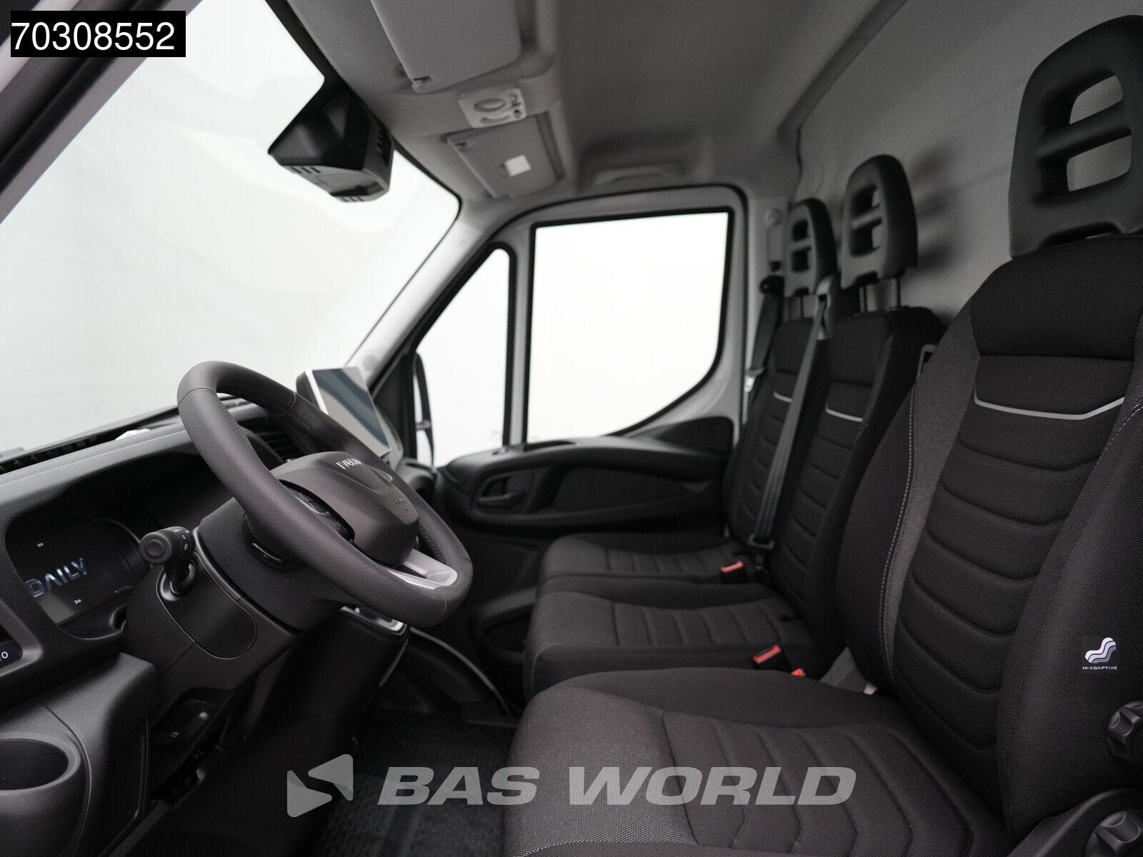 Iveco Daily 35S18 3.0L Automaat 180PK L3H2 ACC Airco Camera, Auto's, Automaat, Stof, Euro 6, 4 cilinders