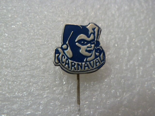 Carnaval Speldje - Vintage Blauw met Narrenhoofd, Ophalen of Verzenden, Gebruikt, Overige onderwerpen, Speldje of Pin