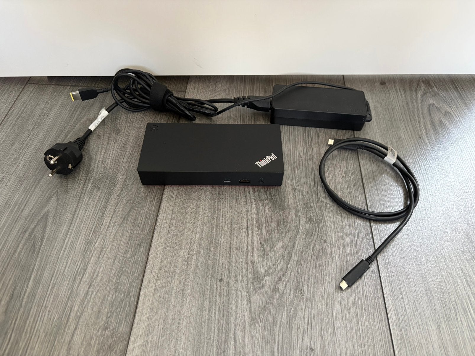 Lenovo Thinkpad Universal USB-C Dock Dockingstation, Computers en Software, Dockingstations, Ophalen of Verzenden, Zo goed als nieuw