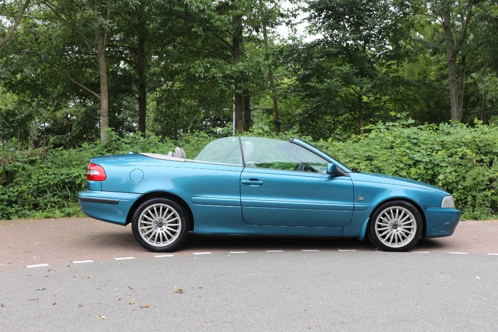 Te koop Volvo C70, Convertible 2.4 T Luxury. Bouwjaar 2002, Auto's, Automaat, C70, Overige kleuren, Cabriolet