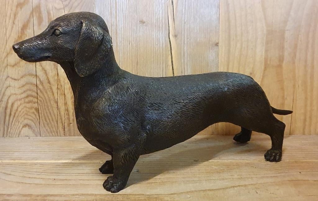 TECKEL / 2 MATEN / TEKKEL/ HOND / TUINBEELD/, Tuin en Terras, Dierenbeeld, Nieuw, Info@huisentuindecoratiemarie.nl, Huis en tuin decoratie marie