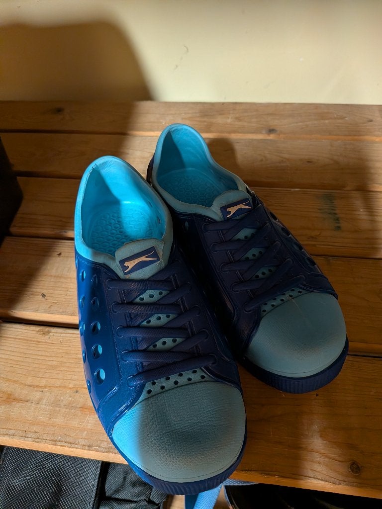 waterschoenen maat 41, Watersport en Boten, Watersportkleding, Ophalen of Verzenden, Zo goed als nieuw, Dame of Heer, Zeil- of Surfschoenen
