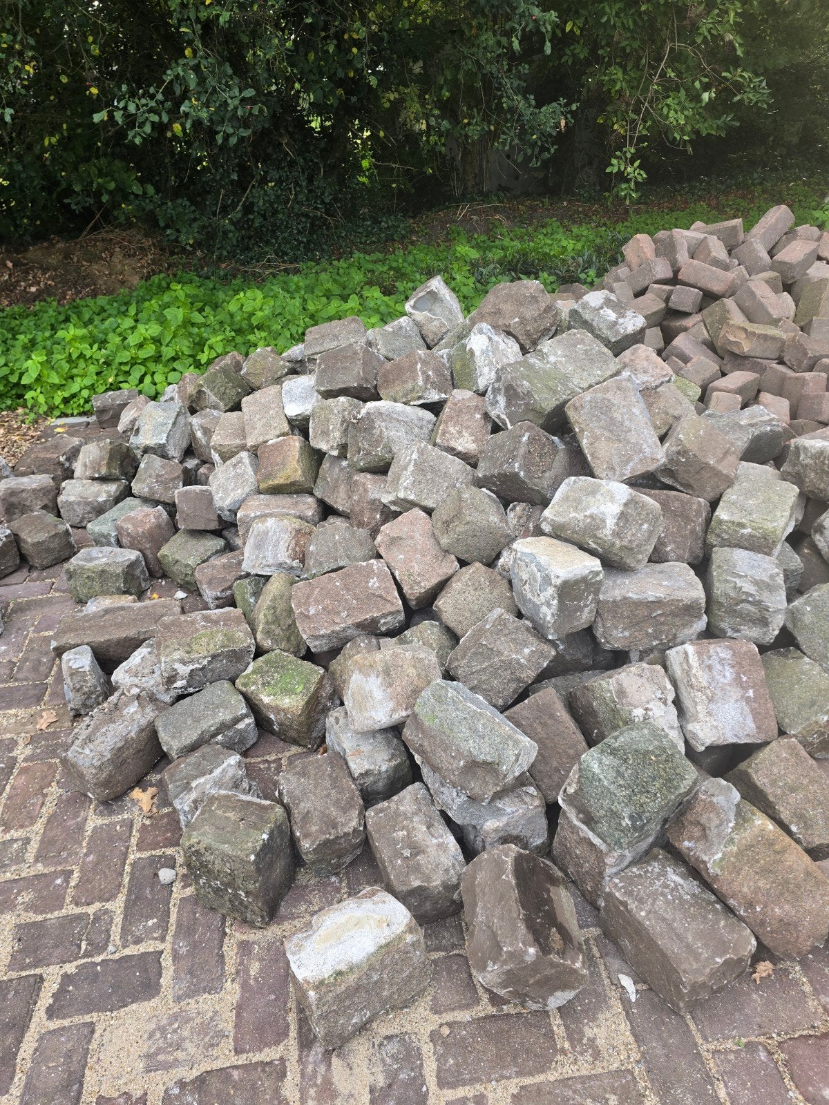 Zweeds granietblok €1,50/blok, Ophalen of Verzenden, Gebruikt, Natuursteen, Klinkers