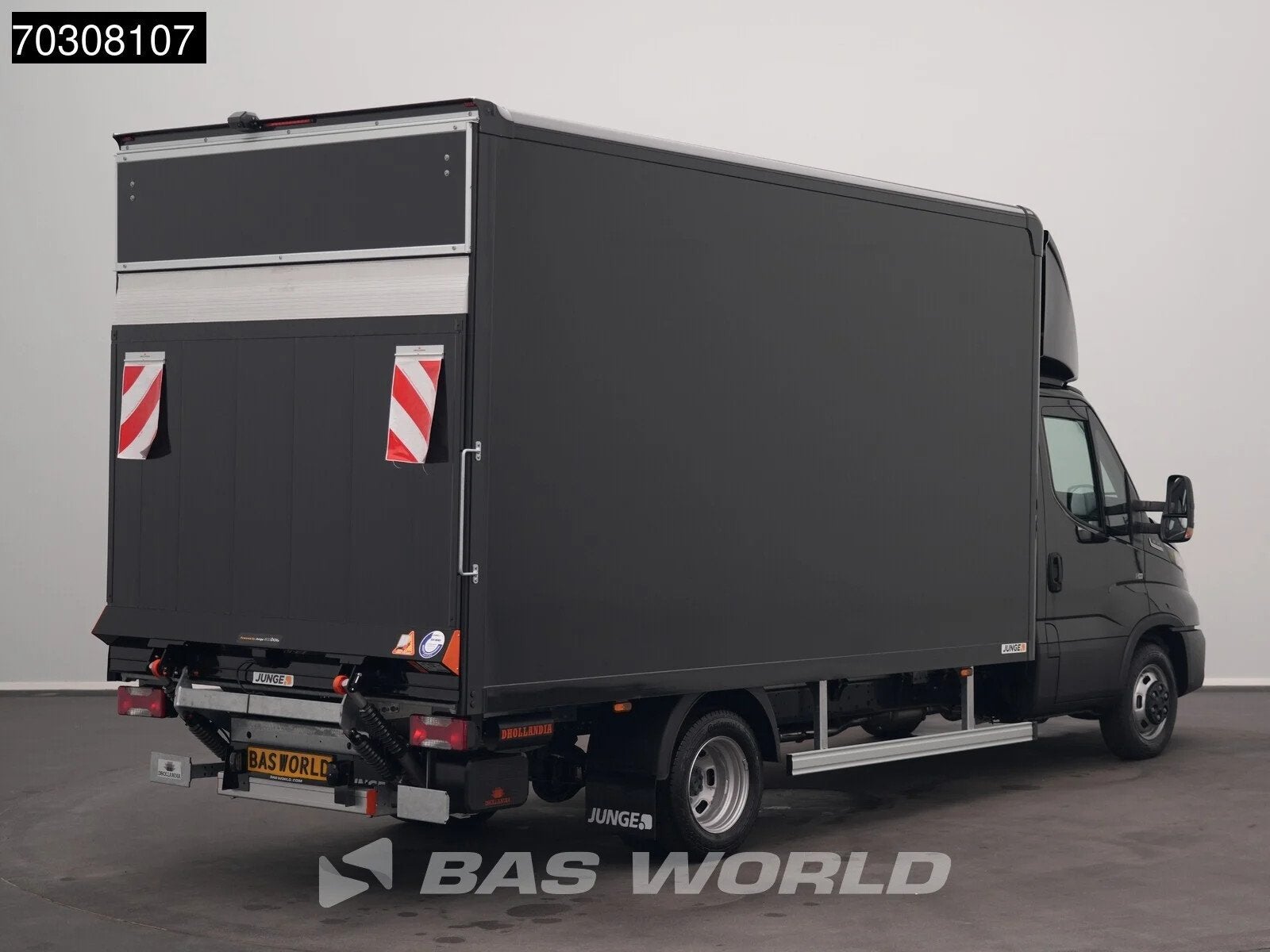 Iveco Daily 35C18 3.0L Automaat Laadklep Dubbellucht Bakwage, Automaat, Stoelverwarming, Stof, Euro 6