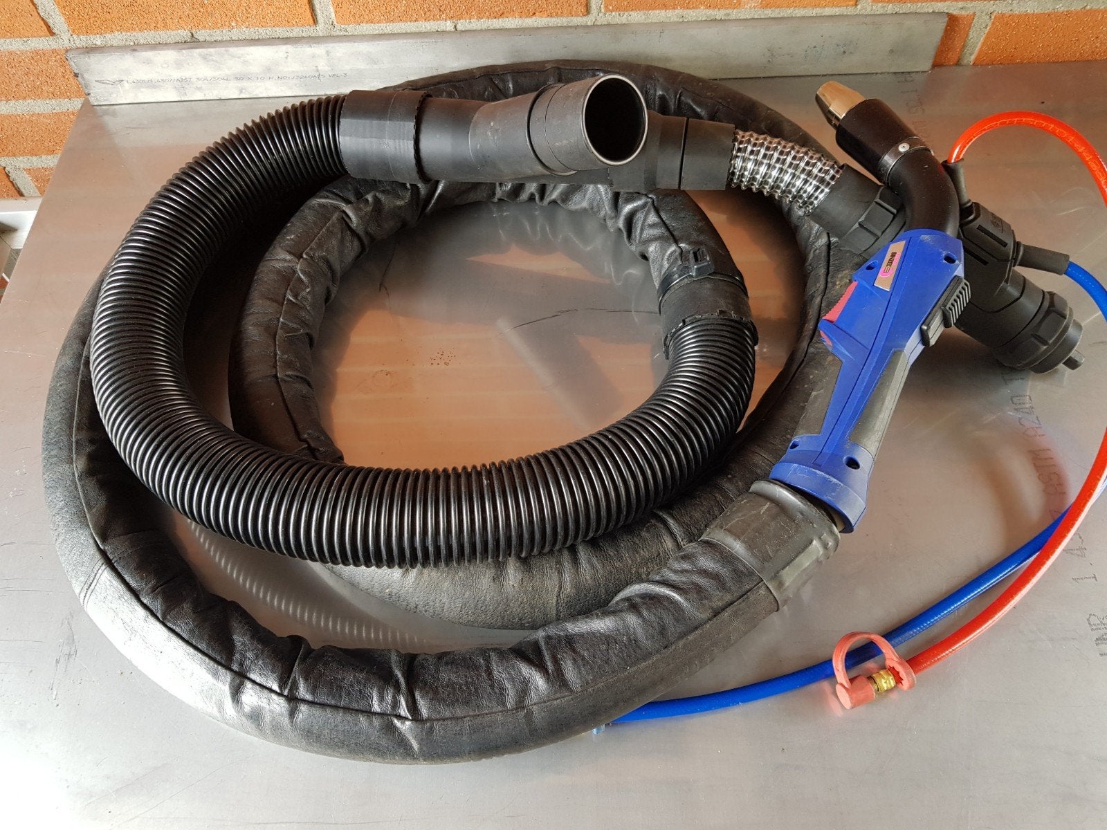 Mig toorts met lasrookafzuiging, Ophalen of Verzenden, Nieuw, 250 ampère of meer, Co2