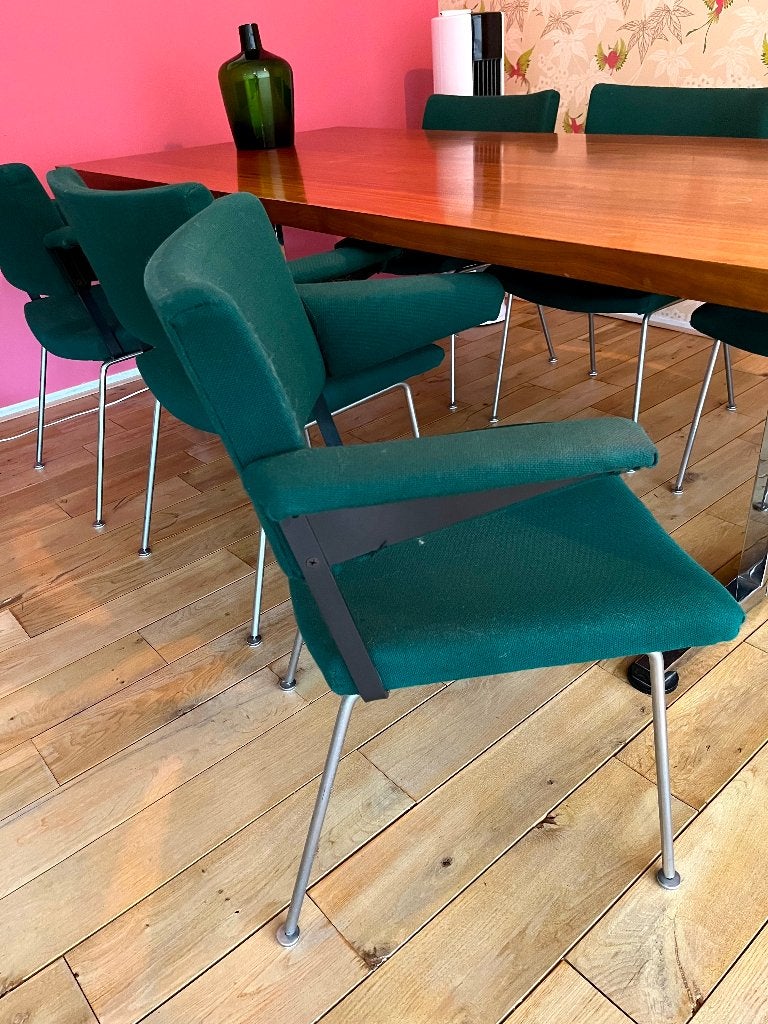 Gispen stoelen met eettafel / vergadertafel, Ophalen