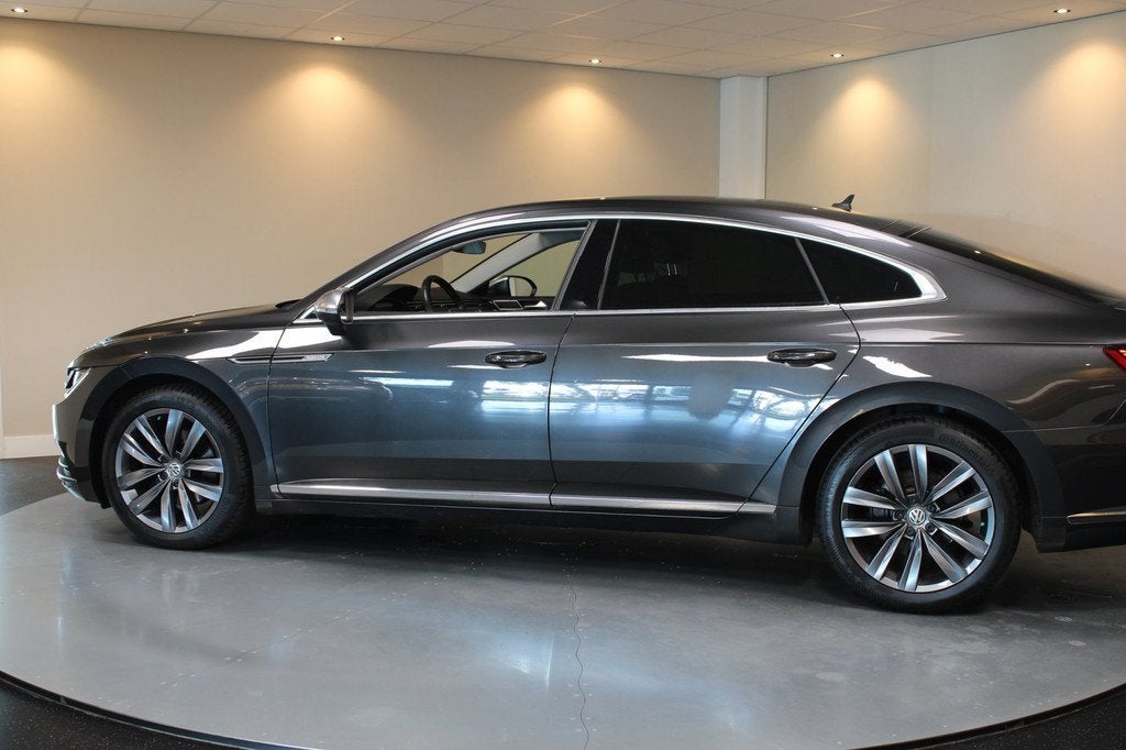 Volkswagen Arteon 1.5 TSI Elegance Business *Alcantara* Virt, Auto's, Volkswagen, Arteon, 4 cilinders, 150 pk, Origineel Nederlands