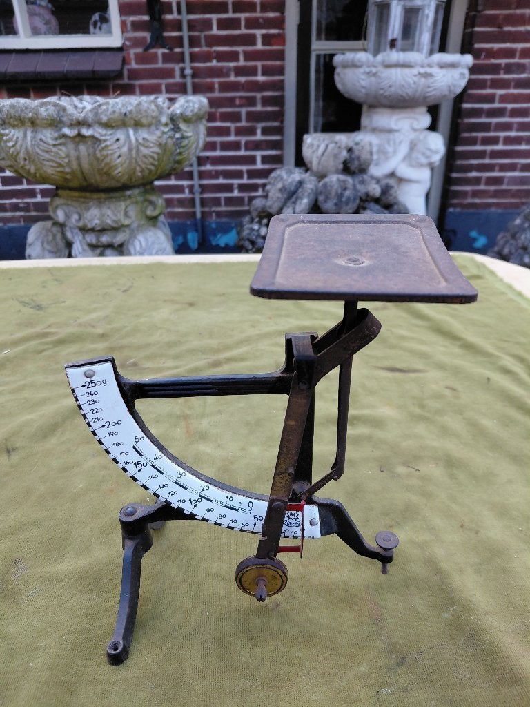 Vintage brievenweegschaal vierkant weegplateau., Antiek en Kunst, Verzenden