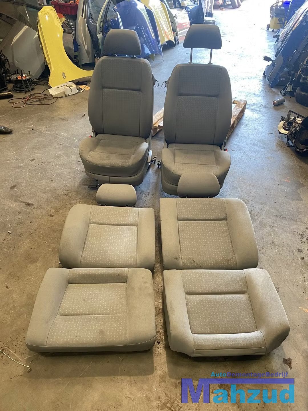 Vw lupo arosa compleet interieurs grijs stof, Gebruikt, Volkswagen, Volkswagen AG, Berliner Ring 2
38440  Wolfsburg, DE