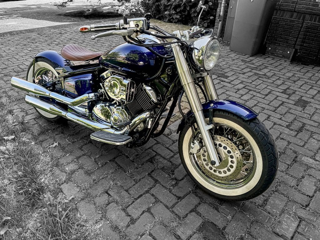 Yamaha DragStar 1100A Bobber | 13.298 km | Donkerblauw met., 2 cilinders, Sportuitlaat, Occasion, Particulier