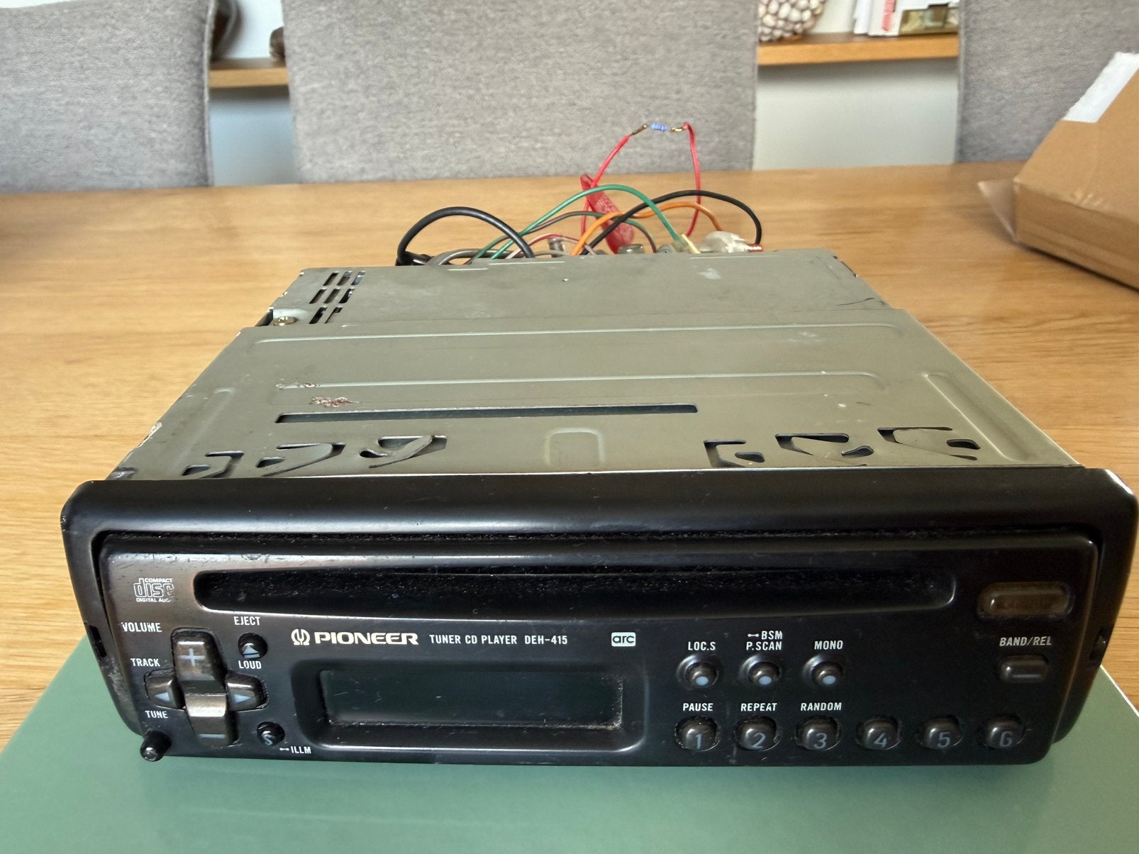 PIONEER AUTORADIO- CD SPELER TYPE  DEH 415, Auto diversen, Autoradio's, Ophalen of Verzenden, Gebruikt