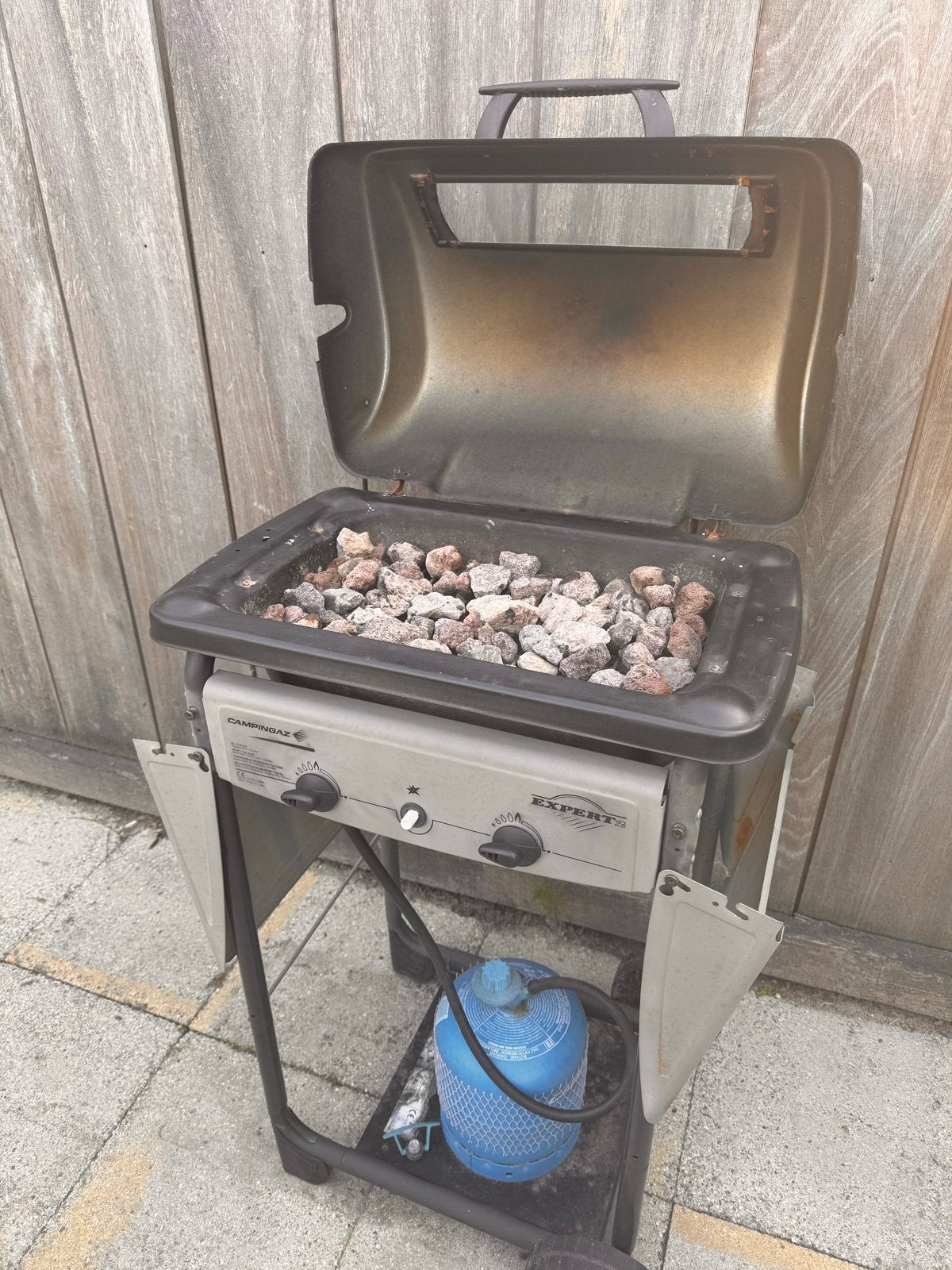 Campingaz Expert gasbarbecue met lavastenen, Ophalen, Gebruikt