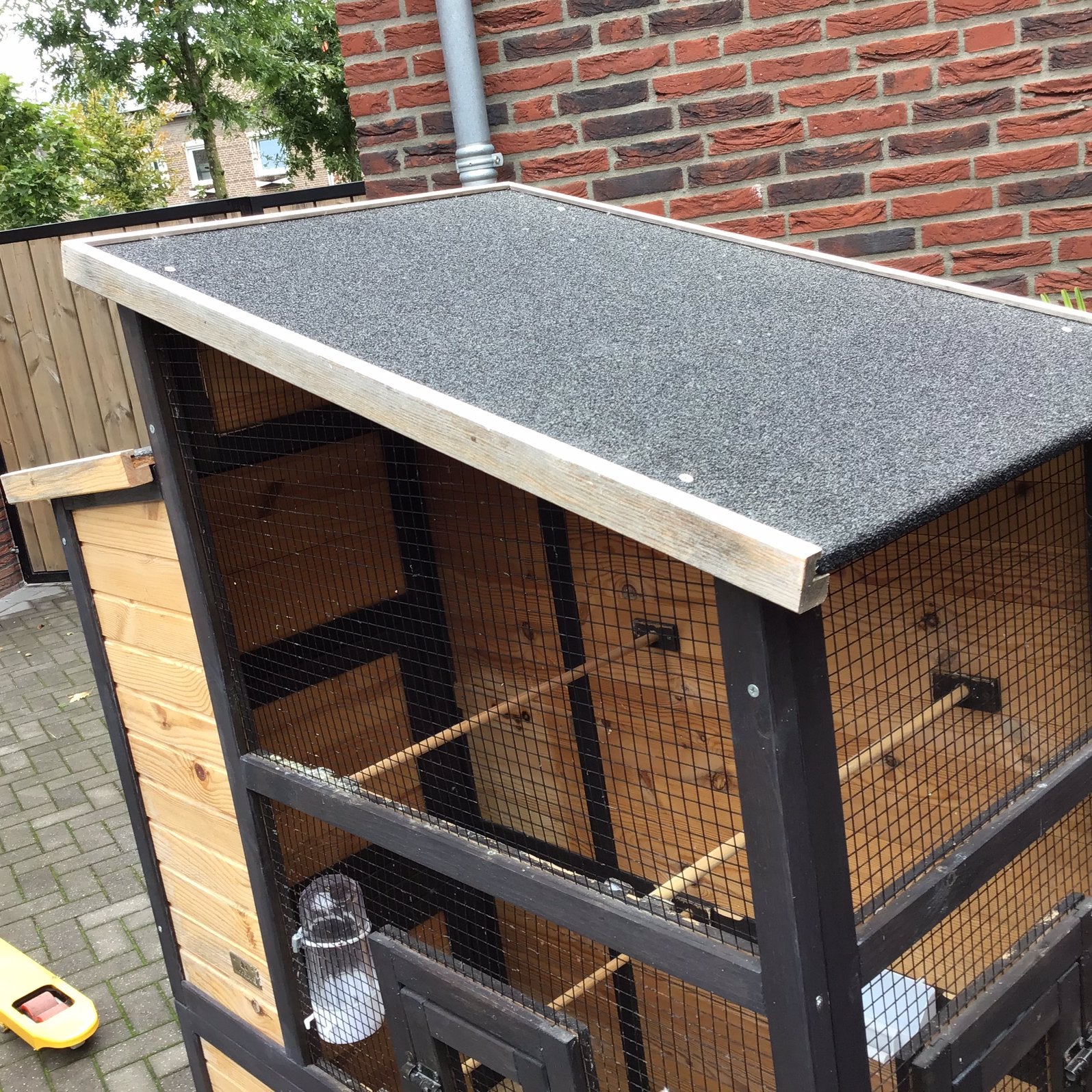 Nette vogelkooi, Ophalen, Zo goed als nieuw, Hout, Vogelkooi