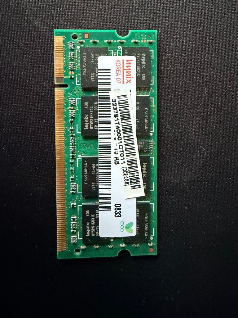 Hynix 2GB DDR2 SO-DIMM 800MHz laptopgeheugen, Refurbished, Ophalen of Verzenden, DDR2, Nvt
