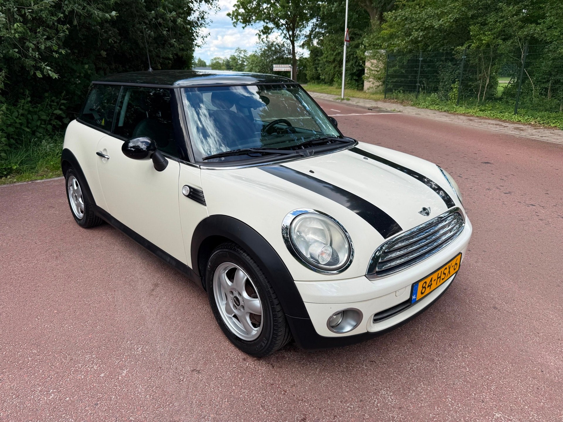 Mini 3-Deurs 1.6 Cooper Pepper Airco / Apk / NAP / 6-bak, Auto's, Voorwielaandrijving, Gebruikt, 4 cilinders, 4 stoelen