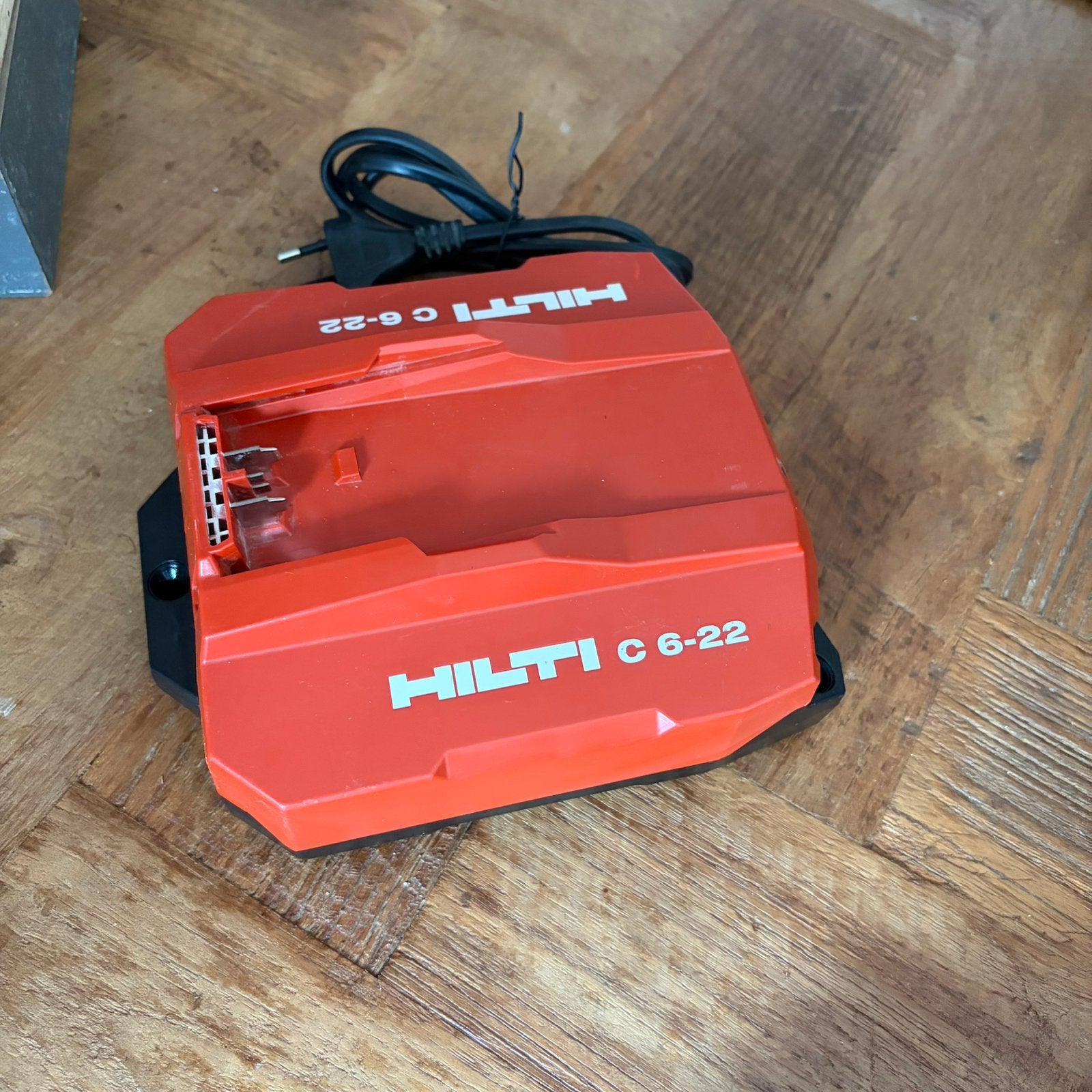 Hilti C6-22 nuron acculader nieuw, Ophalen, Nieuw