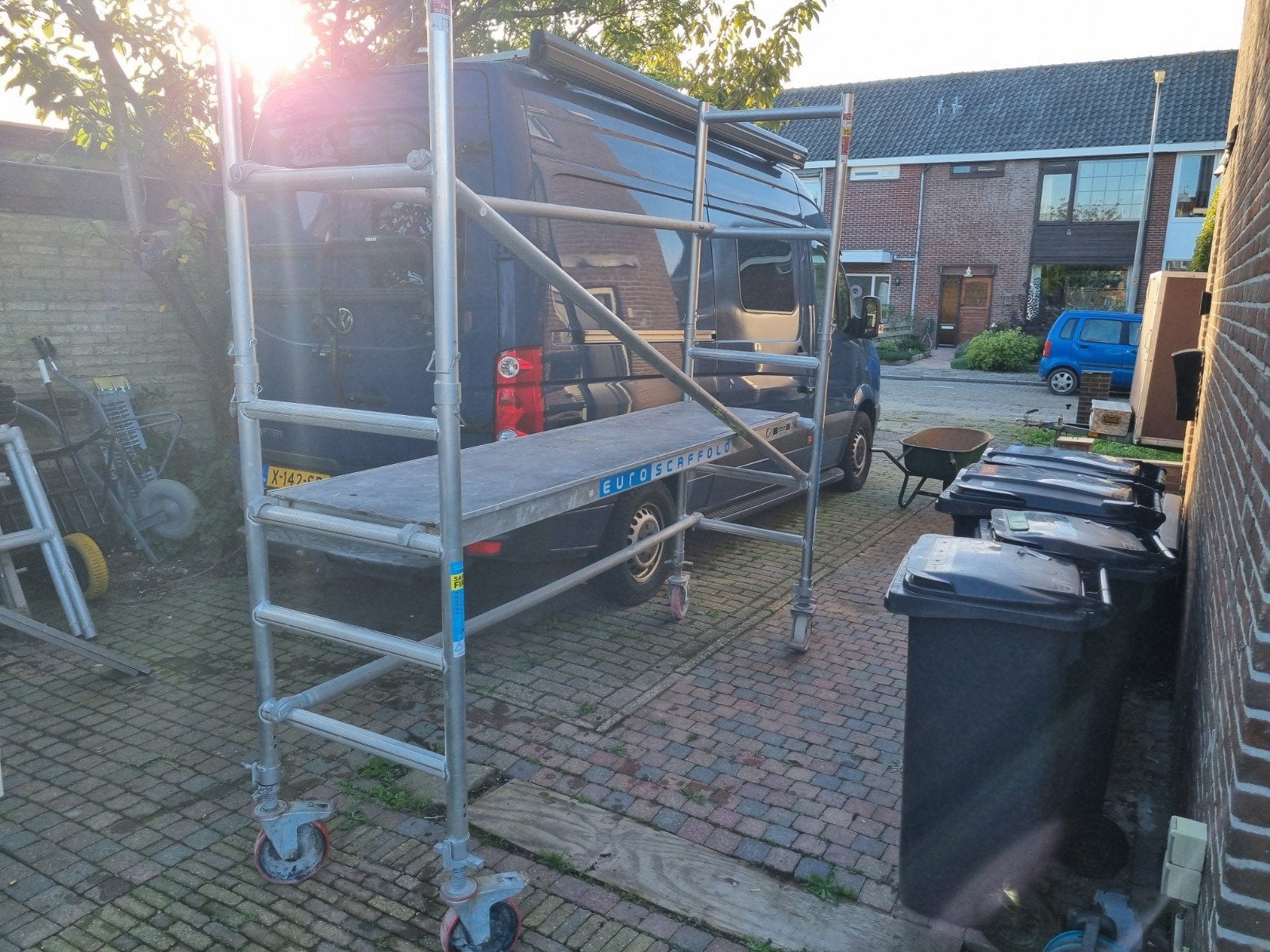 Compacte rolsteiger 2,5m hoog, werkhoogte 3,5m, Doe-het-zelf en Verbouw, Ophalen, Gebruikt, Rolsteiger of Kamersteiger, 2 tot 5 meter
