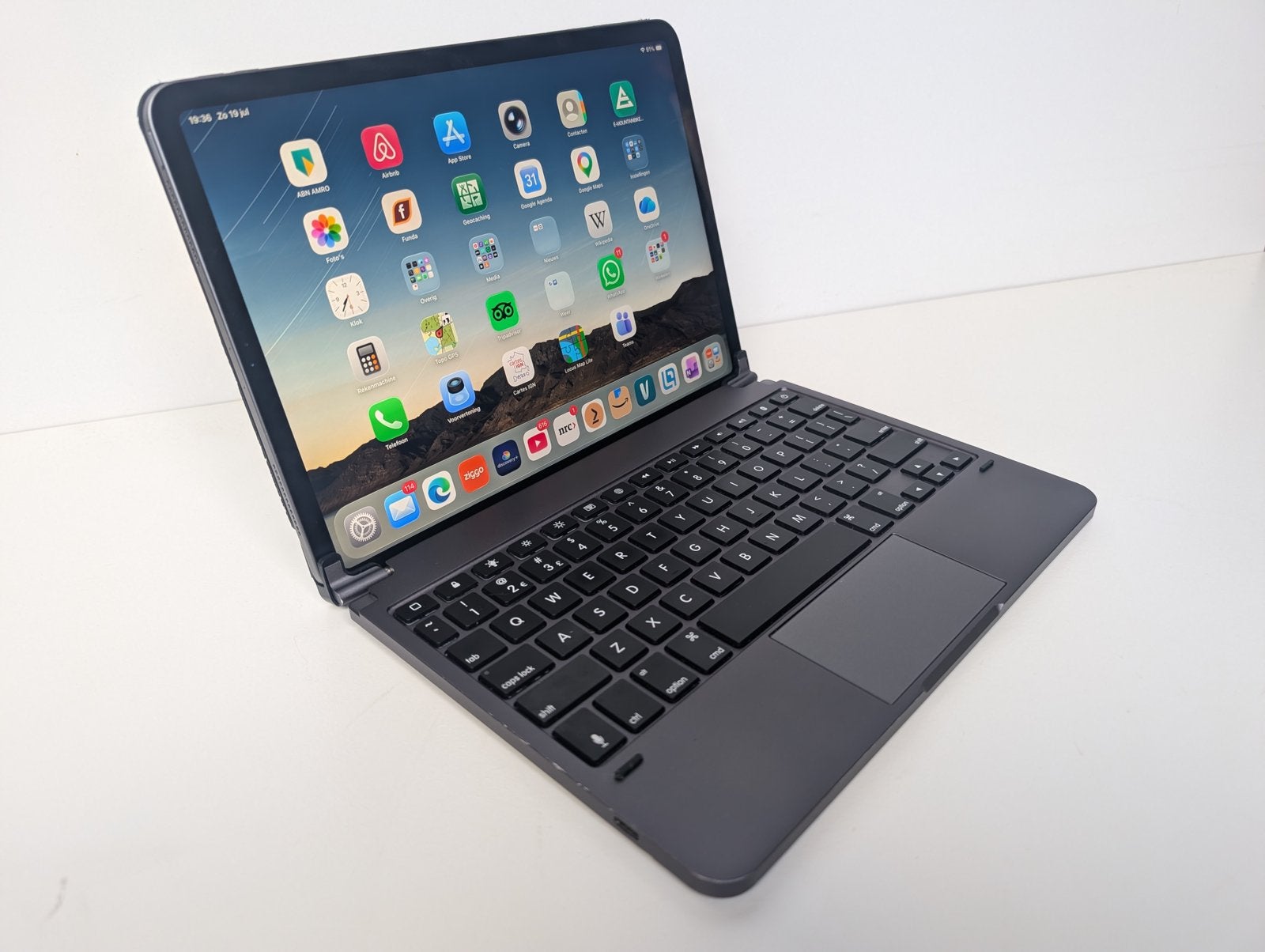 iPad 11 Pro (2e gen./256 GB) incl. Brydge Keyboard Trackpad, Computers en Software, Apple iPads, Apple iPad, 11 inch, Ophalen of Verzenden