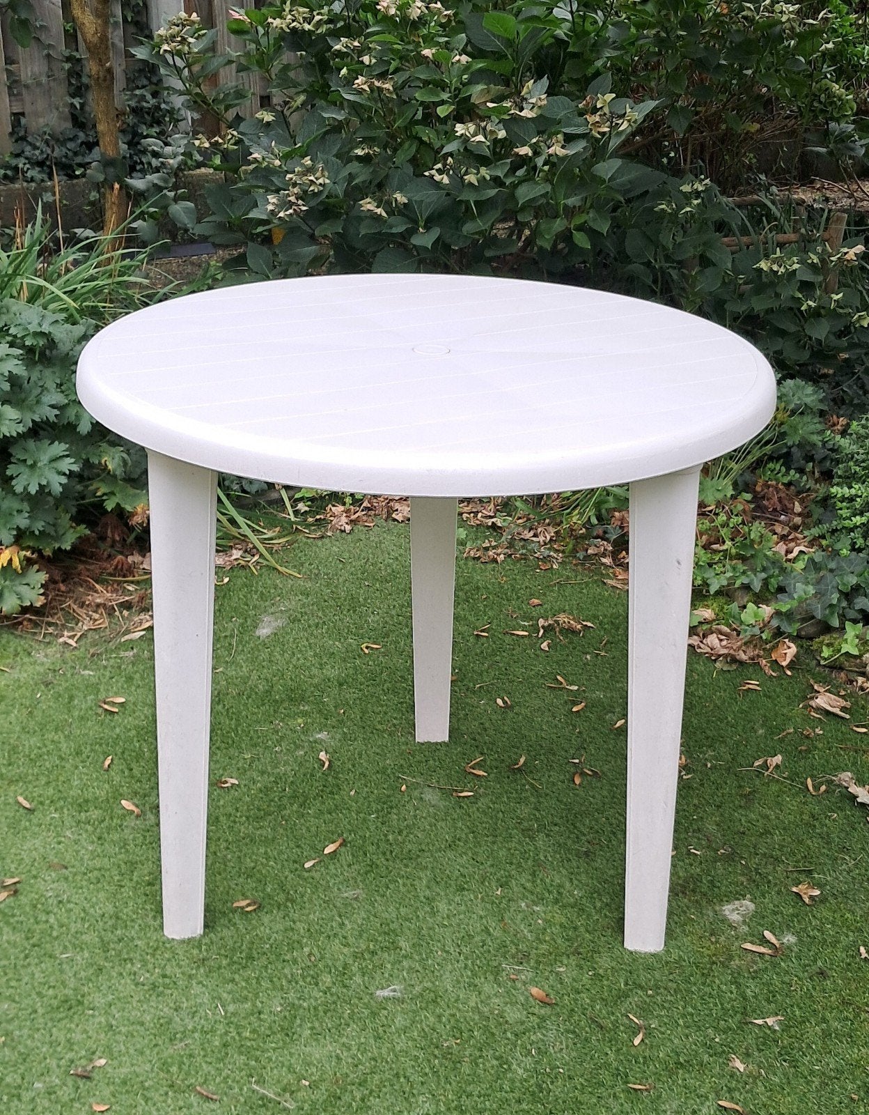 Hartman tafel wit, Ophalen, Gebruikt, Rond, Kunststof