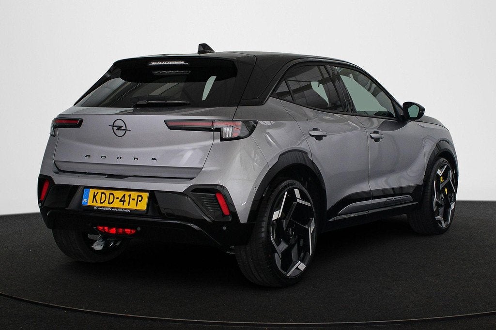 Opel Mokka Electric GSE 54 kWh Achteruitrijcamera Apple CarP, Auto's, Opel, Zwart, Mokka-e, Alcantara, Origineel Nederlands