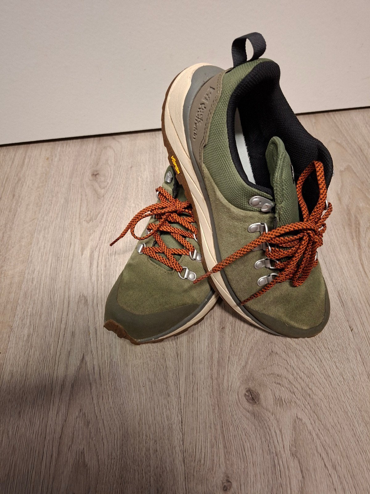 Jack Wolfskin Wandelschoenen / Sneakers - Maat 40.5 - Vibram, Ophalen, Wandelschoenen, Zo goed als nieuw, Jack Wolfskin