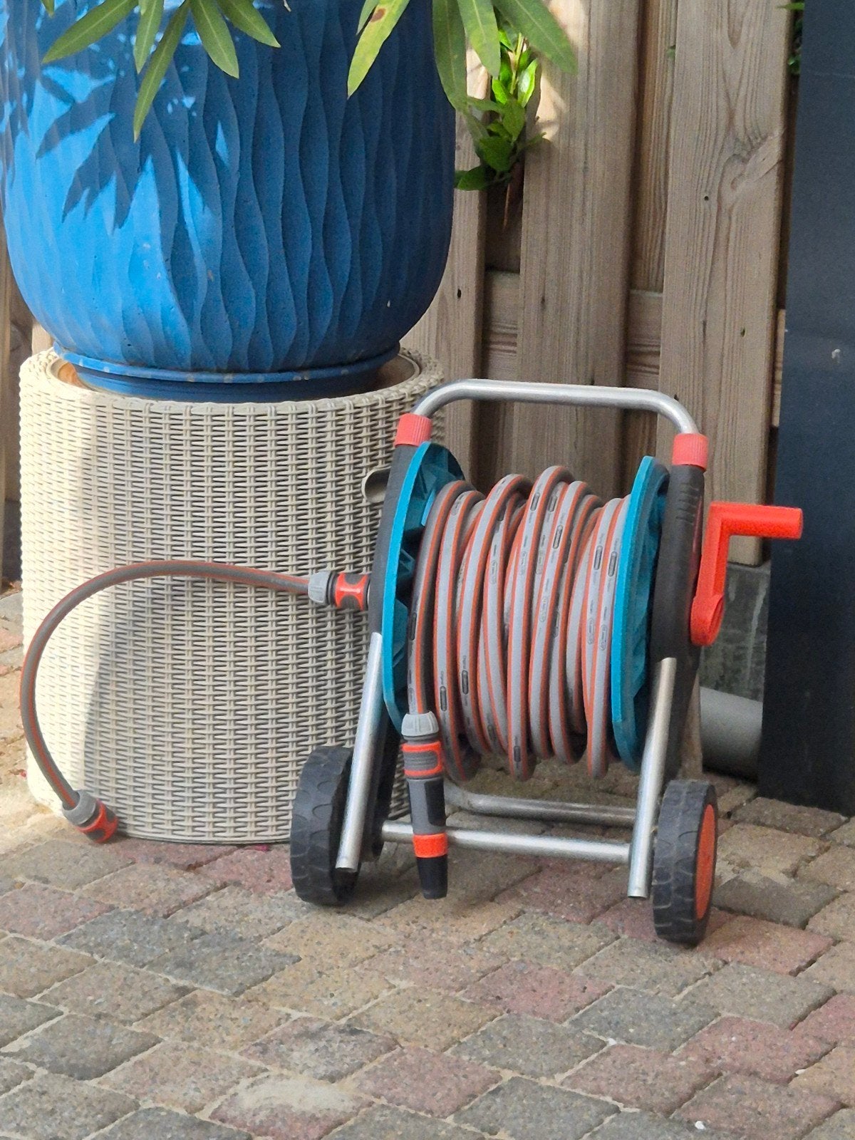 Gardena Tuinslanghaspel met slang - Zo goed als nieuw, Ophalen, Zo goed als nieuw, Tuinslanghaspel