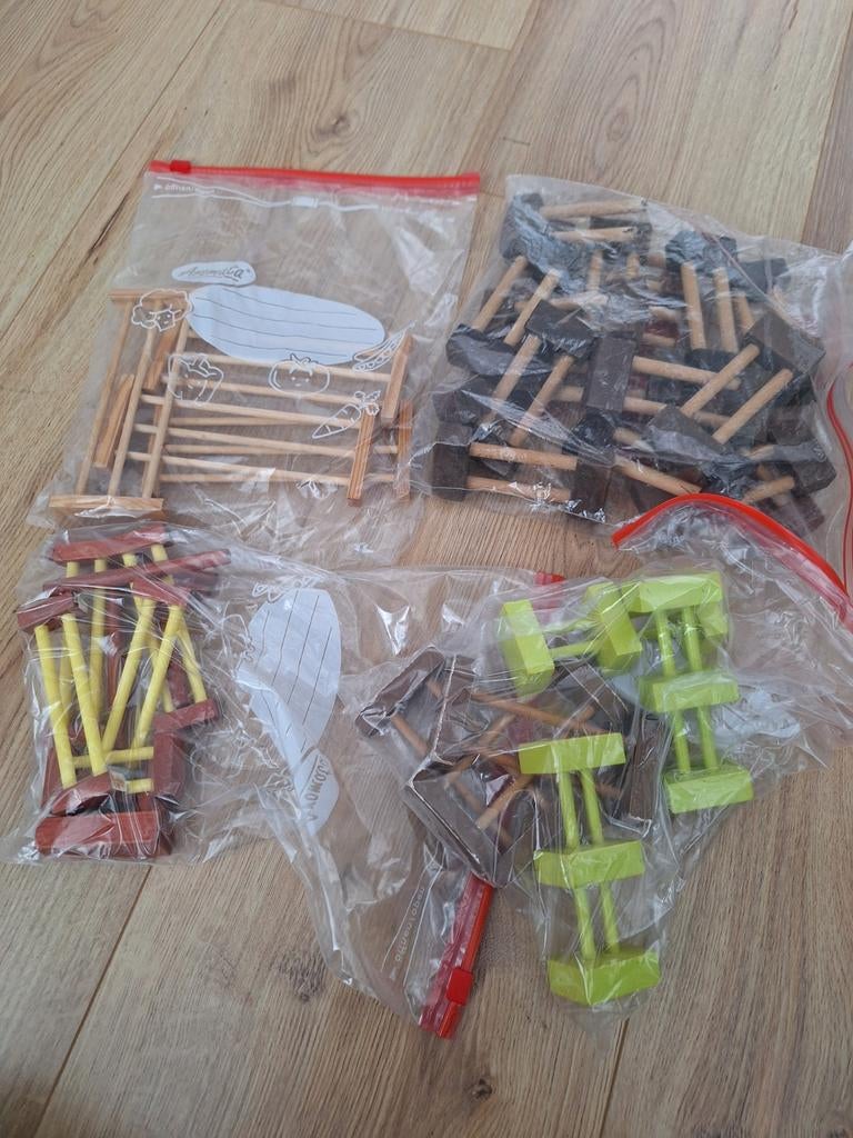 Houten hekjes passend bij bv Schleich, Ophalen of Verzenden, Poppenhuis