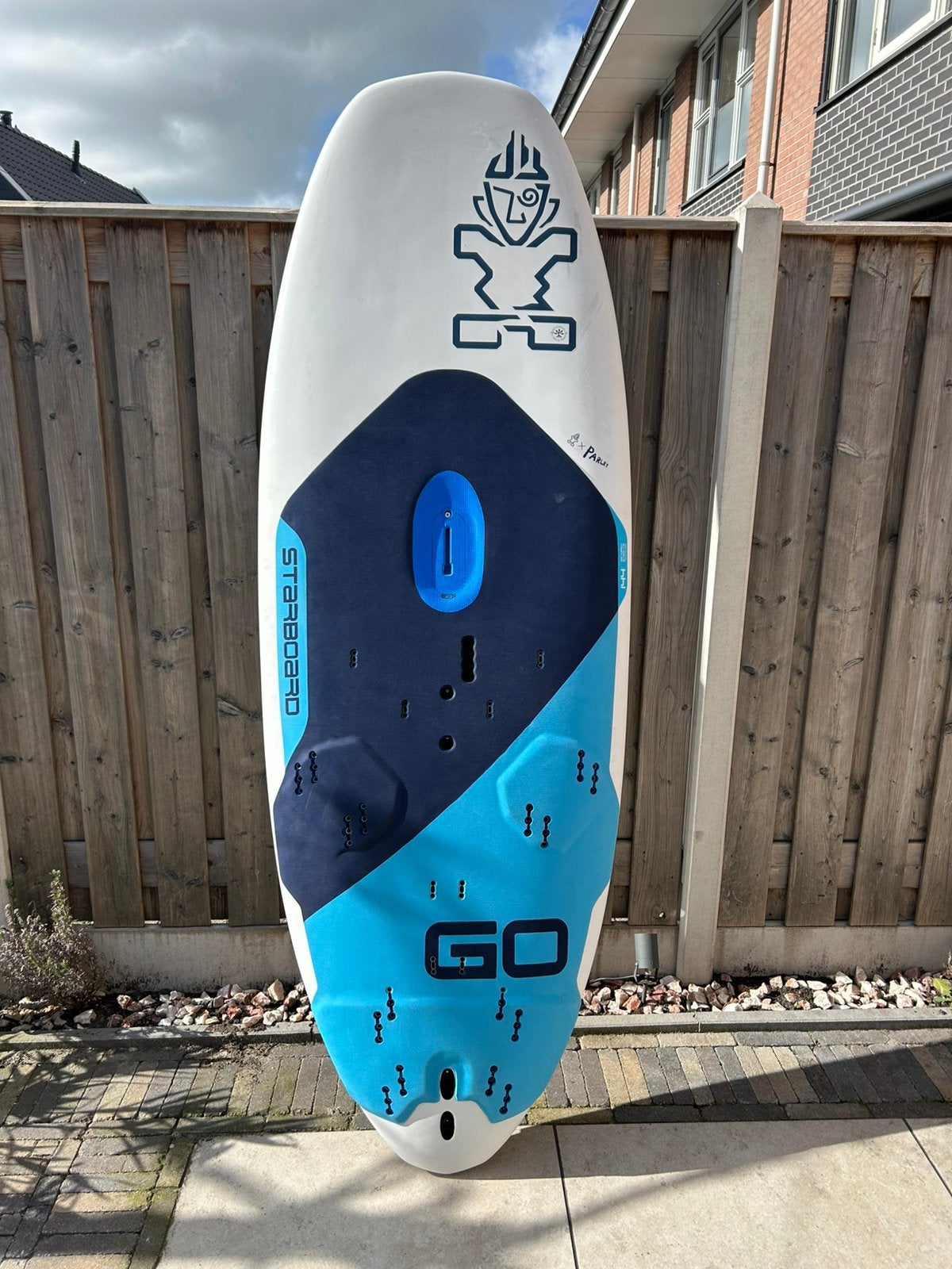 Starboard GO 144 met STX tuigage 3.6 mooie set vaarklaar, Watersport en Boten, Windsurfen, Ophalen, Zo goed als nieuw, Plank