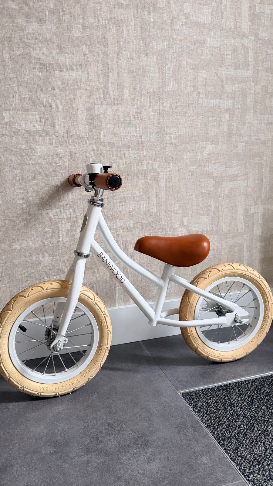 Banwood loopfiets wit, Ophalen, Zo goed als nieuw, Loopfiets