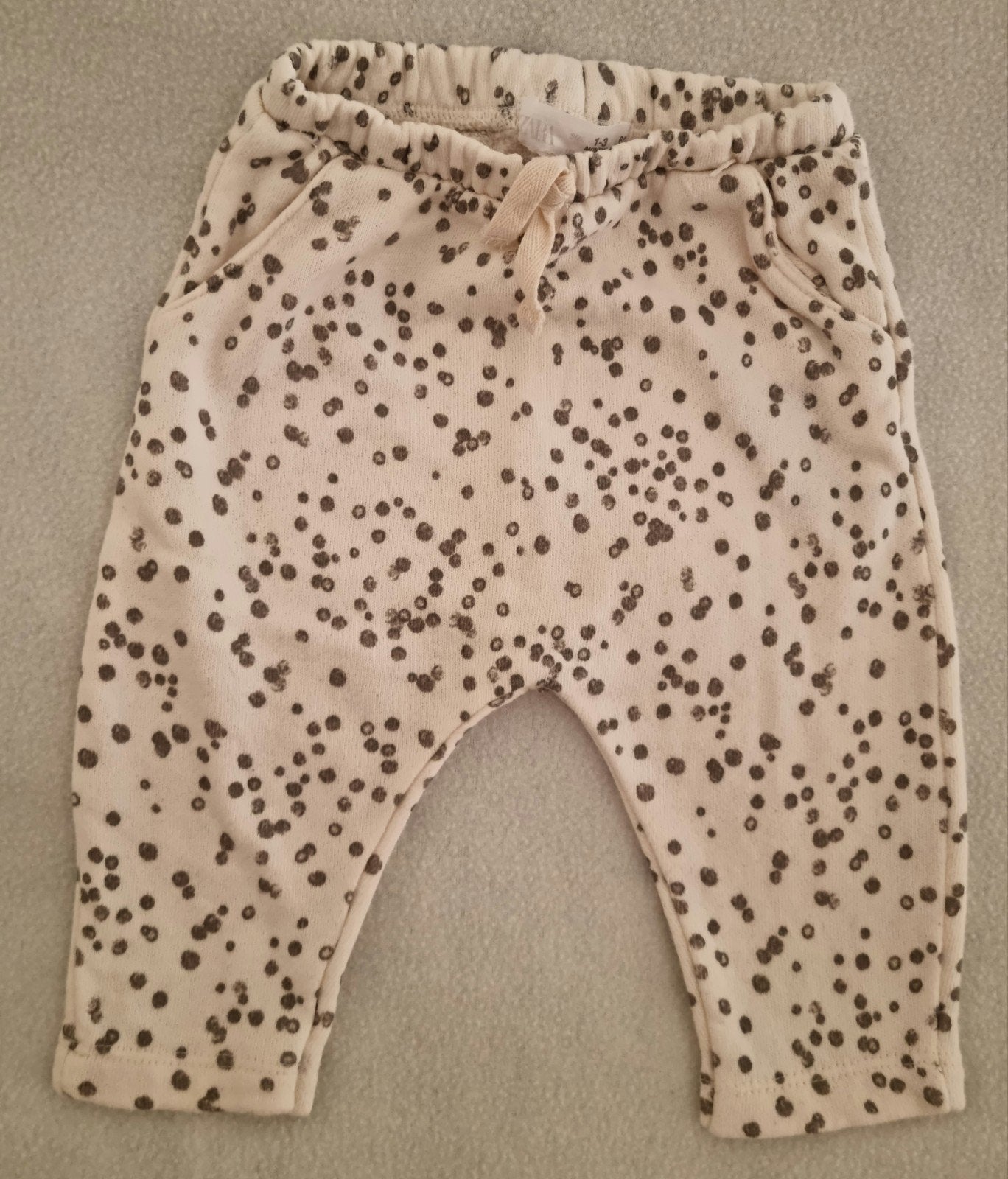 Zara broekje poeder rose met design baby kleding maat 62, Broekje, Zo goed als nieuw, Zara, Verzenden