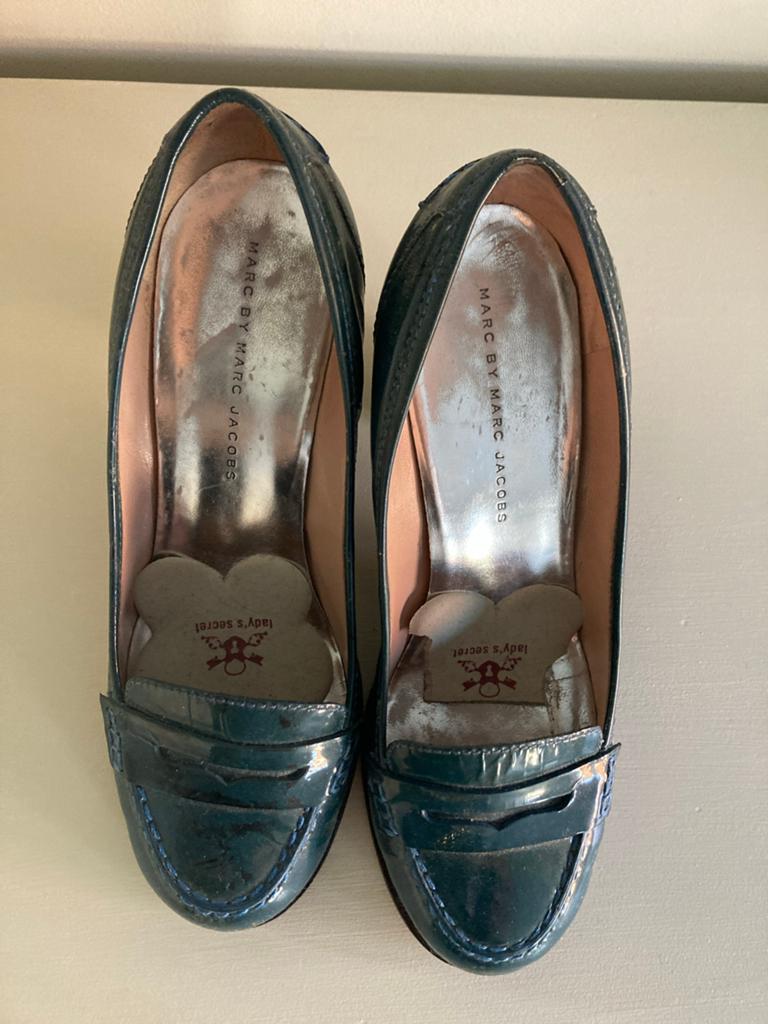 Marc by Marc Jacobs lakleren pumps maat 38,5, Ophalen of Verzenden, Gedragen, Blauw, Pumps
