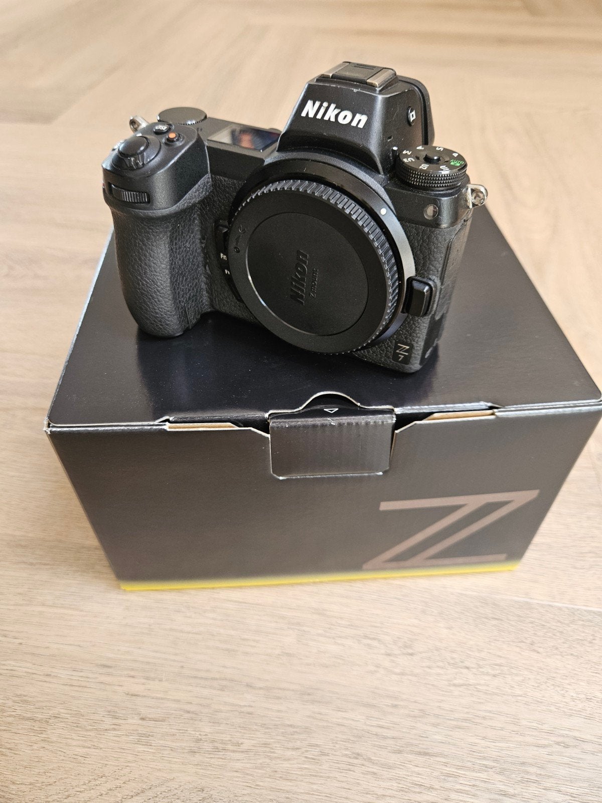 Nikon Z7 Systeemcamera, Ophalen of Verzenden, Zo goed als nieuw, Nikon, Accu