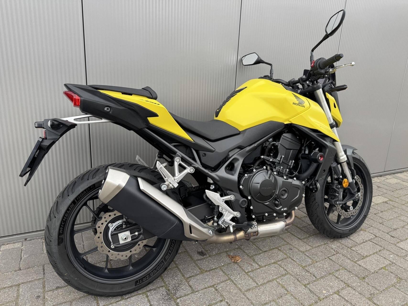 Honda CB 750 Hornet, Motoren, Meer dan 35 kW, Toermotor, Handgeschakeld, 755 cc