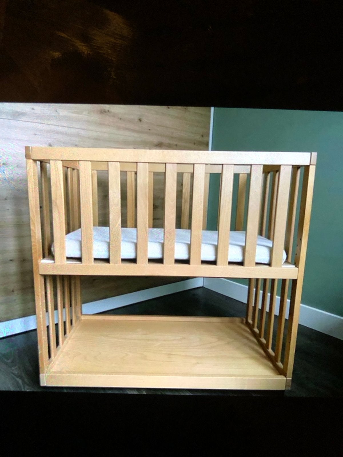 Houten co-sleeper met verstelbare bodem, Kinderen en Baby's, Babywiegjes en Ledikanten, Ophalen, Zo goed als nieuw, Ledikant