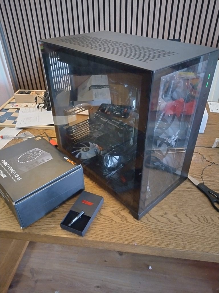 Computer Upgrade Bundel:Lian Li O11 | Asus B650 | 1000W |AM5, Computers en Software, Computerbehuizingen, Ophalen, Gebruikt