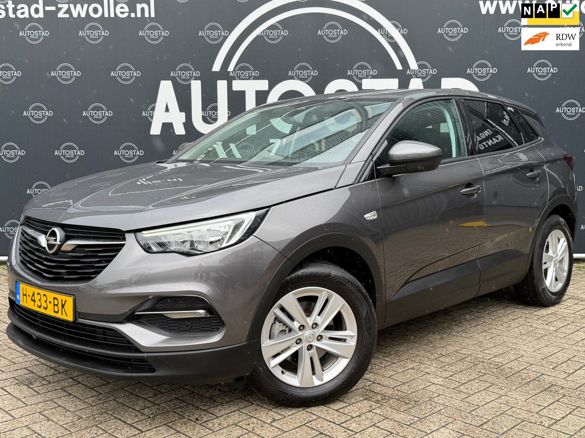 Opel Grandland X 1.2 Turbo Business Edition NL-Auto / NAP /, Voorwielaandrijving, Dealer onderhouden, Stof, 1199 cc