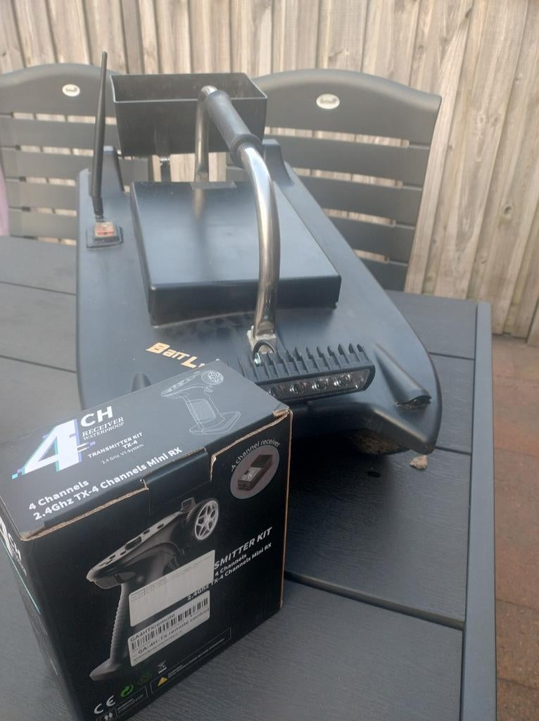 Voerboot Baitliner met afstandsbediening, Ophalen of Verzenden, Gebruikt, Overige typen