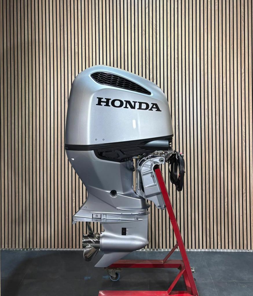 Honda BF250LRU V6 buitenboordmotor