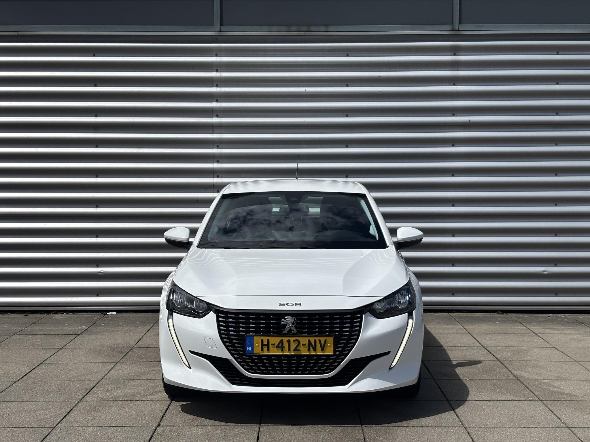 Peugeot 208 1.2 PureTech Allure 100 PK | Handgeschakeld | Cl, 101 pk, Gebruikt, Euro 6, Leder en Stof