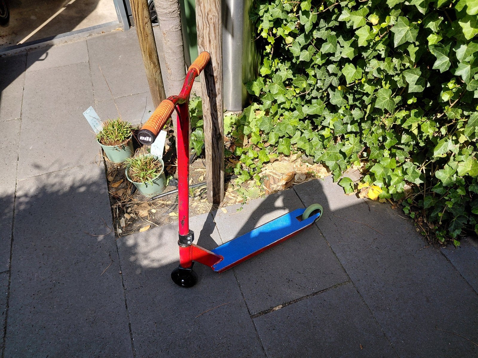 Mooie stuntstep met nieuwe wielen, handvaten en griptape, Ophalen, Gebruikt, Overige typen, Onbekend