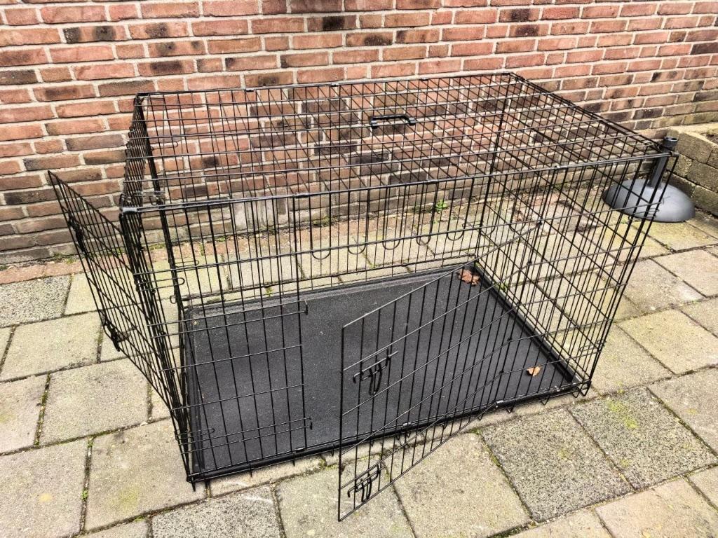 Honden bench, Ophalen, Zo goed als nieuw
