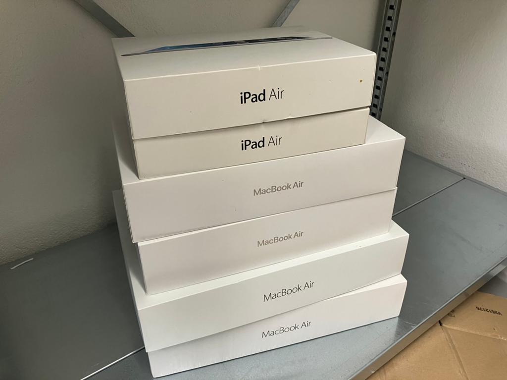 Lege iPad Air en MacBook Air dozen., Witgoed en Apparatuur, Onderdelen en Toebehoren, Ophalen, Zo goed als nieuw